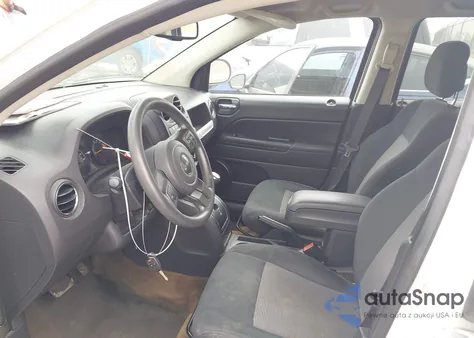 2016 Jeep Compass Sport из США, поврежденный, VIN 1C4NJCBA1GD702969